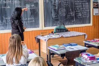 Anunt important pentru cadrele didactice din Sibiu cand vor primi salariile