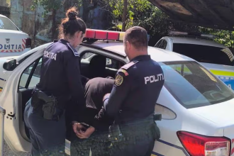 Axente Sever conflict de familie dus la extrem barbat de 50 de ani retinut dupa ce si a amenintat in mod repetat bunica
