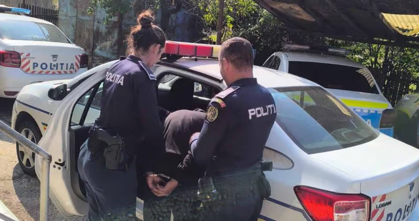 Axente Sever conflict de familie dus la extrem barbat de 50 de ani retinut dupa ce si a amenintat in mod repetat bunica