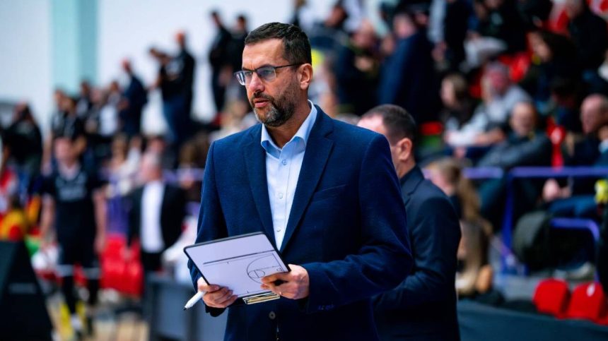 CSU Sibiu nu a renuntat la play off Dan Fleseriu Sansele sunt in continuare prezente