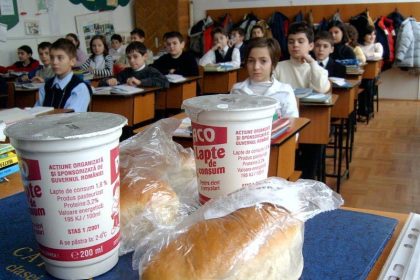 Consiliul Judecean Sibiu a lansat 3 chestionare pentru imbunatatirea Programului pentru Scooli