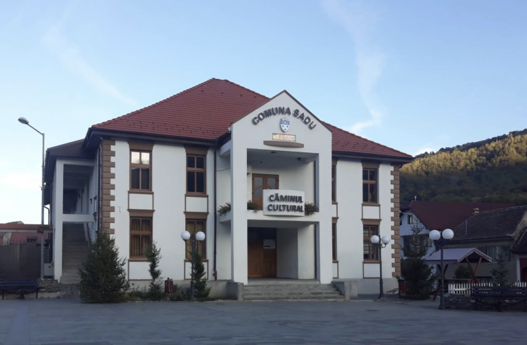 Copiii exprima primavara prin arta duminica 29 martie 2026 la Caminul Cultural Sadu