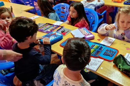 Creativitate si bucurie ateliare de primavara pentru copii in Medias foto