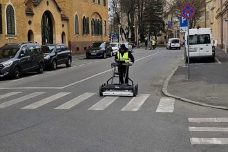 Cum percepe Primaria Sibiu ce se afla sub pamant scanare high tech pe strada Mitropoliei