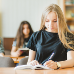 Doi elevi din Sibiu s au calificat la faza nationala a Olimpiadei Stiintele Pamantului