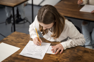 Evaluarea Nationala 2026 Ce teme au avut elevii la simularea de matematica