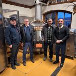 Fermieri din Franta au vizitat comuna Sadu pentru a explora traditiile locale si potentialul agro turistic