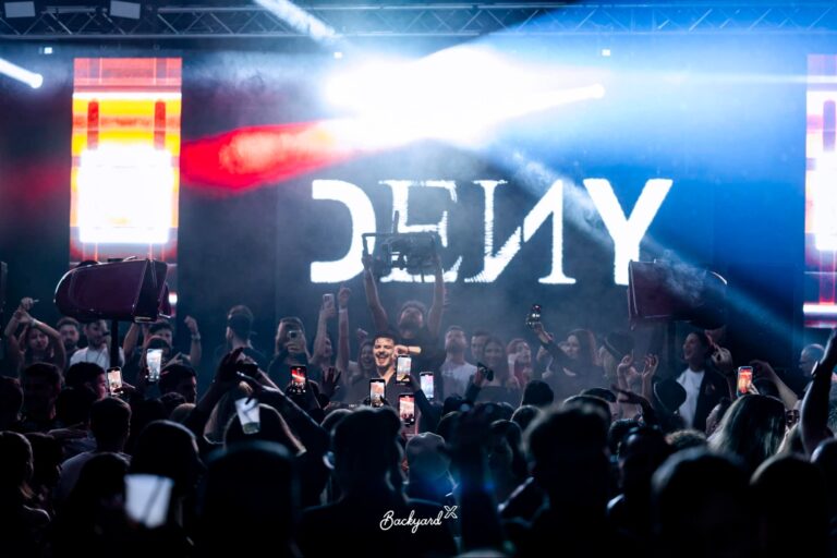 Gradina din spate aduce atmosfera de 8 martie petrecere mare cu DJ Deny si Sebastian la Redal