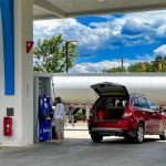 Guvernul stabileshte limite pentru preturile la benzina si motorina prin ordonanta de urgenta