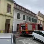 Incendiu in centrul Sibiului trafic restrictionat pe strada Tribunei video