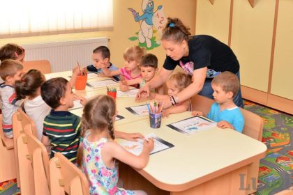 Incep inscrierile pentru crese si gradinite pentru anul scolar 2026 2027 prioritate pentru copiii de 4 si 5 ani