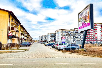 Locatari nemultumiti in Magnolia din cauza parcarilor Dezvoltator Unii au cumparat un singur loc dar detin 3 masini video