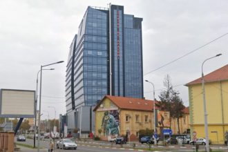 O companie din Sibiu scade bonurile angajatilor la 5 lei Salariat Ce poti cumpra cu aceasta suma
