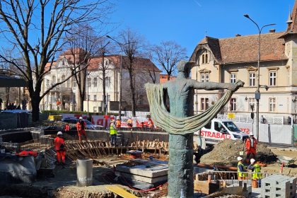 PiazetadepebulevardulVictoriei sedeschide o noua etapa a lucrarilor foto