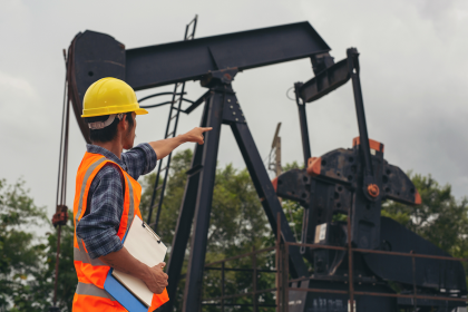 Pretul barilului de petrol atinge o noua valoare record bursele din Asia au deschis cu scadieri