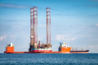 Pretul petrolului incepe sa scada vinovat un nou anunt al lui Trump