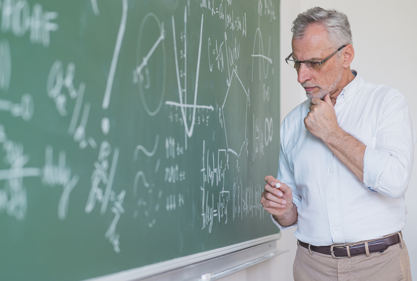 Profesorii si cercetatorii pierd aproape 50 din sporul pentru doctorat