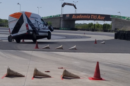 Soferii din Sibiu sunt invitati sa invete gratuit cum sa conduca mai sigur Titi Aur va participa la eveniment