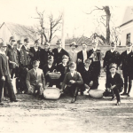 Traditia saseasca pastrata vie in cartier Turnisorul se reuneste din nou la Jocul Oualor de Paste