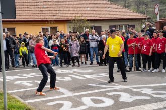 Turu sarbatoreste 100 de ani eveniment special in prima zi de Pasti la Medias