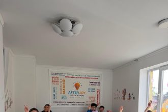 Un afterschool cu inima in Sibiu sprijin pentru teme creativitate si dezvoltare personala la Afterjoy Education foto video