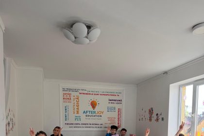 Un afterschool cu inima in Sibiu sprijin pentru teme creativitate si dezvoltare personala la Afterjoy Education foto video