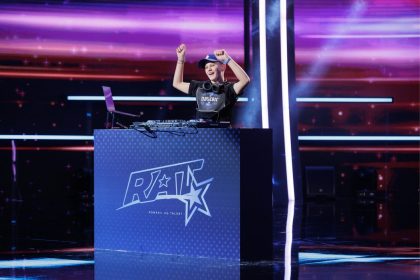 Un baiat de 12 ani din Sibiu a impresionat la Romanii au Talent Sebi a electrizat atmosfera video