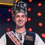 Un dansator de la Junii Sibiului sa alaturat show ului Batem Palma Nelutu isi propune sa salveze mestesugurile din satul natal