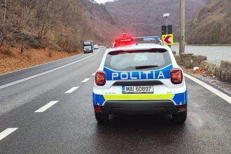 Vitezoman surprins de politie pe Valea Oltului avea permisul suspendat