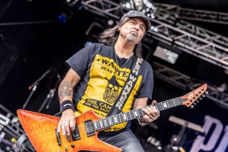 chitaristul trupei motorhead a decedat la varsta de 64 de ani