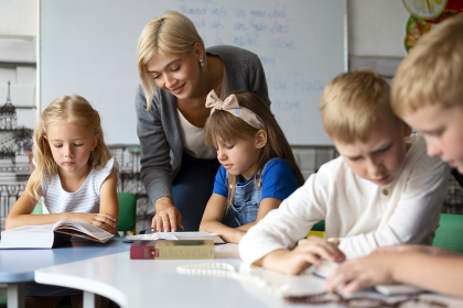 demisii in masa in invatamant sute de profesori au renuntat la posturi