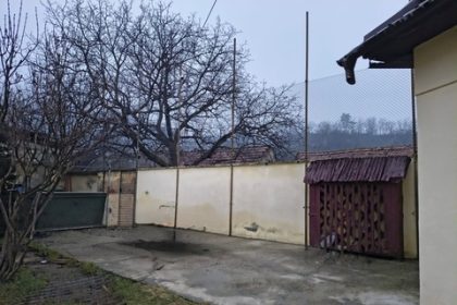 peste 10800 de lei stransi pentru reading hub foisor de lectura la scoala samuil micu proiect sustinut la maratonul sibiu cat mai este necesar