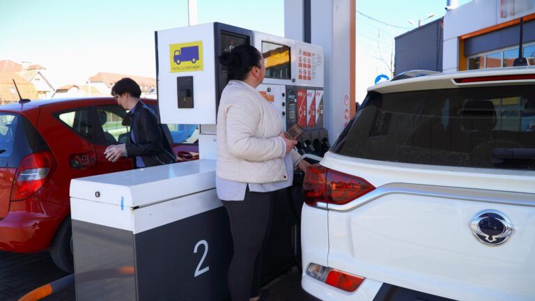 proiect pentru controlul preturilor la pompa adaosuri limitate si exporturi cu autorizatie speciala