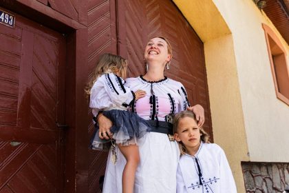 Drumetie catre Viftania o experienta autentica de Florii la Rasinari