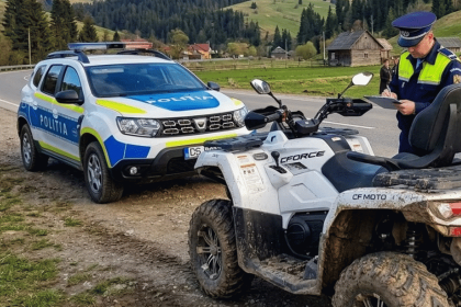 La 67 de ani prins pe ATV cu permisul suspendat