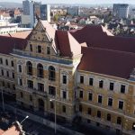 Palatul de Justitie inghite inca 150000 lei se cauta agenti de securitate pentru ruina de pe Victoriei