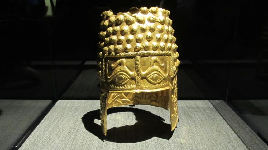 Stirea zilei in Romania Politia olandeza a recuperat coiful de la Cotofeneshti