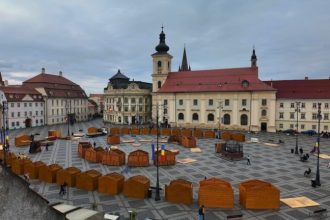 Targul de Pasti din Sibiu dispune de casute asemanatoare celor din Elvetia le vom putea admira si la Targul de Craciun