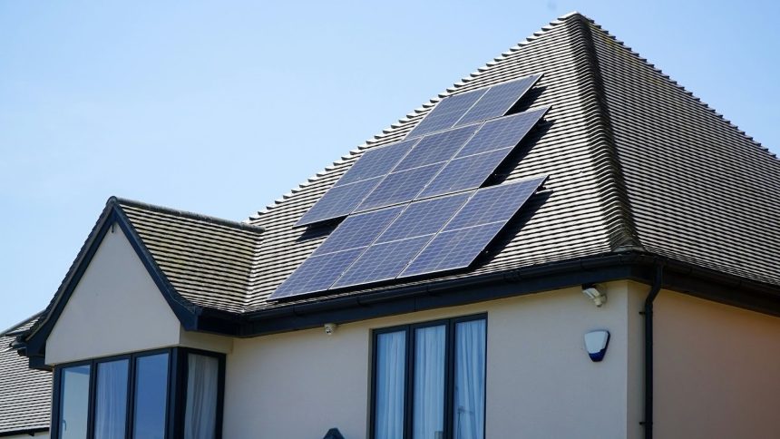 ghid util pentru cresterea eficientei panourilor fotovoltaice
