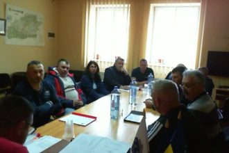 scandal la primaria arpasu de jos din cauza autostrazii sibiu fagaras un consilier a renuntat la functie