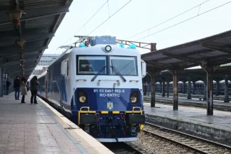 vagoane suplimentare pe traseele aglomerate de paste rutele cfr afectate