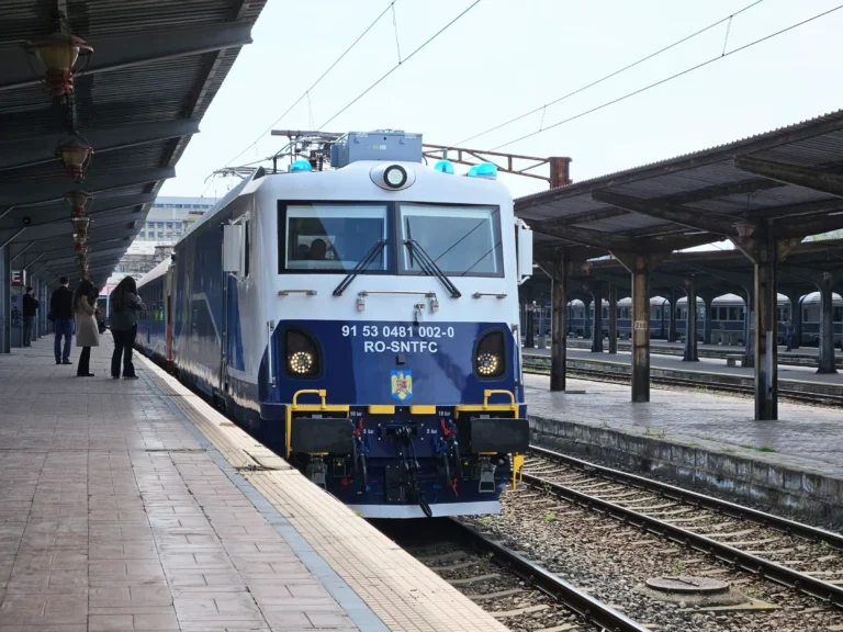 vagoane suplimentare pe traseele aglomerate de paste rutele cfr afectate