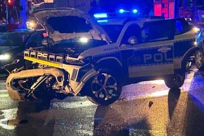 Accident cu 3 mașini pe Milea, inclusiv una de Poliție. Intervin SMURD și Ambulanța