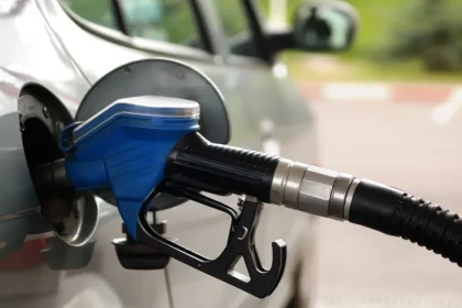 Acciza la motorină rămâne redusă cu 25% în următoarele două săptămâni