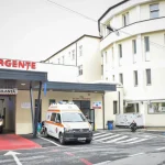 Bărbat de 72 de ani rănit grav după răsturnarea tractorului a murit la spital