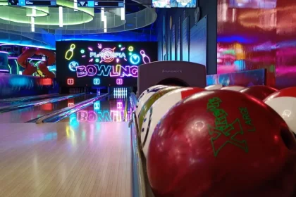 Bowling la Playtopia, locul din Sibiu unde nimeni nu se plictisește