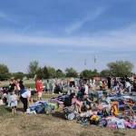 Copiii învață să negocieze la Flohmarkt-ul din Cartierul Arhitecților