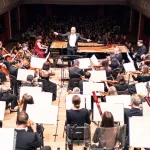 Filarmonica de Stat Sibiu își continuă colaborarea cu dirijorul Cristian Lupeș