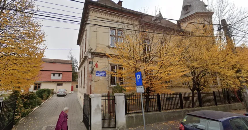 Liceul „Avram Iancu” din Sibiu, degradat. Primăria vrea consolidare de 16 milioane lei