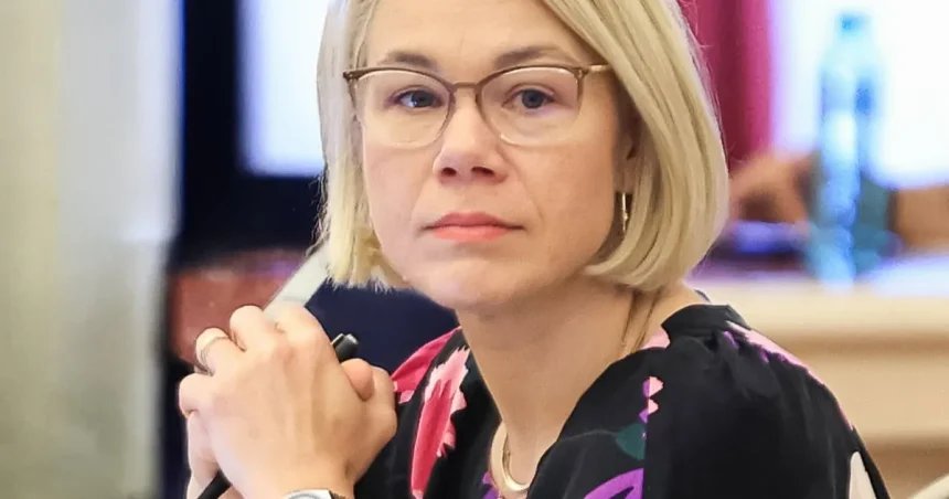 Senatoarea USR Cibu Deaconu sesizează CAS Sibiu privind terapiile pentru autism